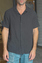 Load image into Gallery viewer, the eastwood button up; black sand
