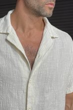 Load image into Gallery viewer, the eastwood button up; milk
