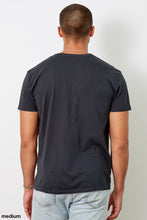 Load image into Gallery viewer, the goat crew neck; black sand
